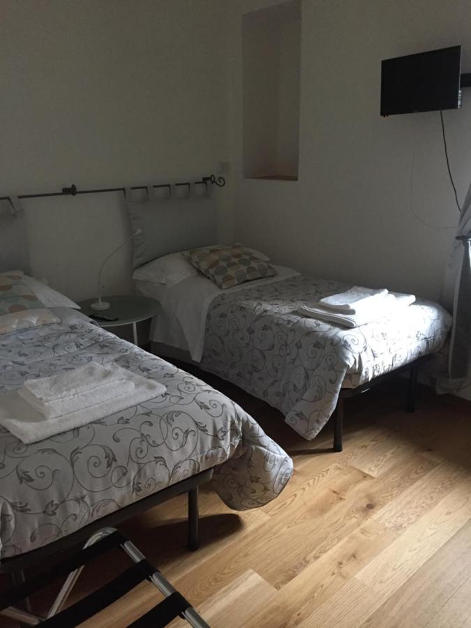 Est Locanda San Ginesio Bagian luar foto