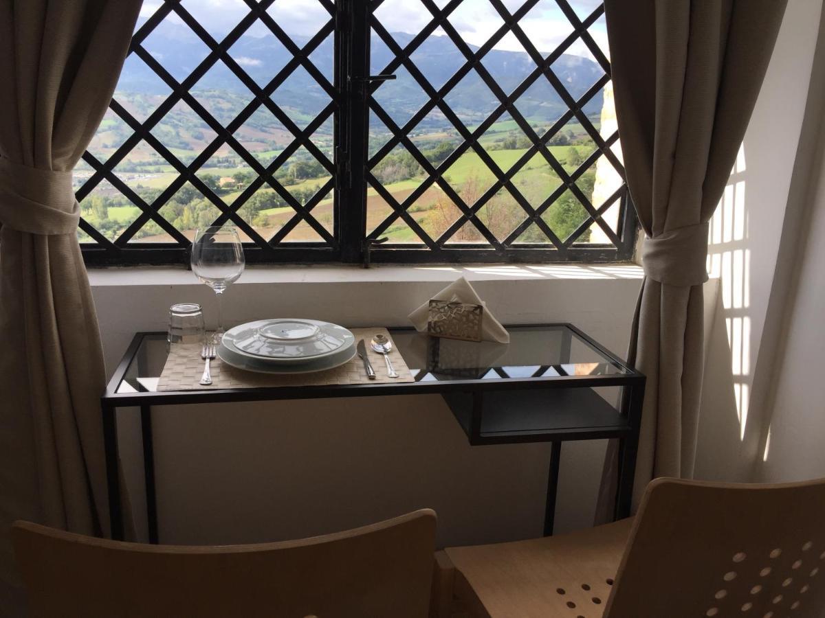 Est Locanda San Ginesio Bagian luar foto