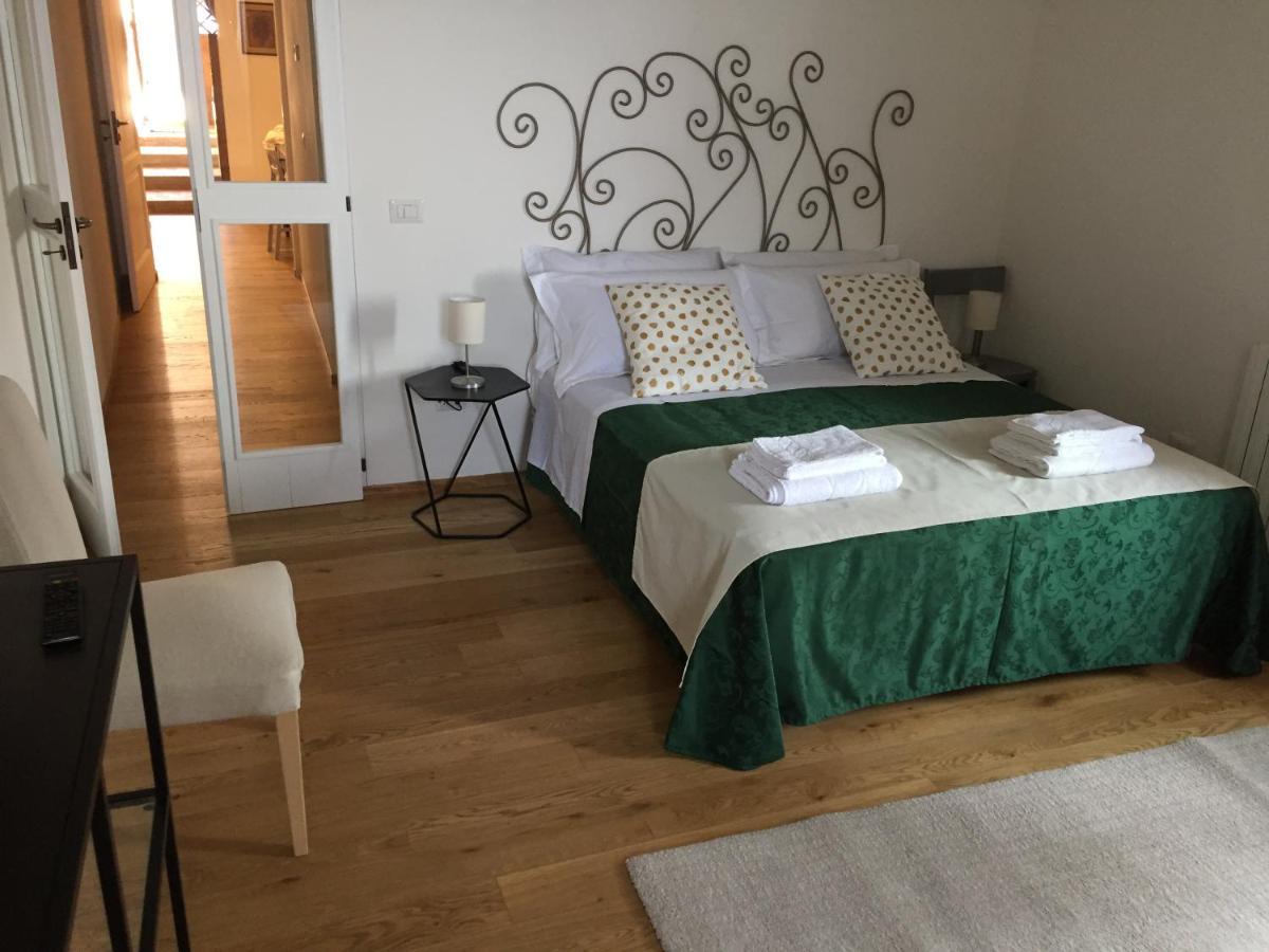 Est Locanda San Ginesio Bagian luar foto