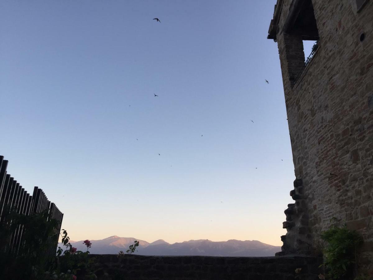 Est Locanda San Ginesio Bagian luar foto